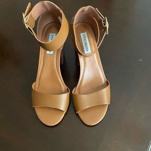 Steve Madden Estoria Heel